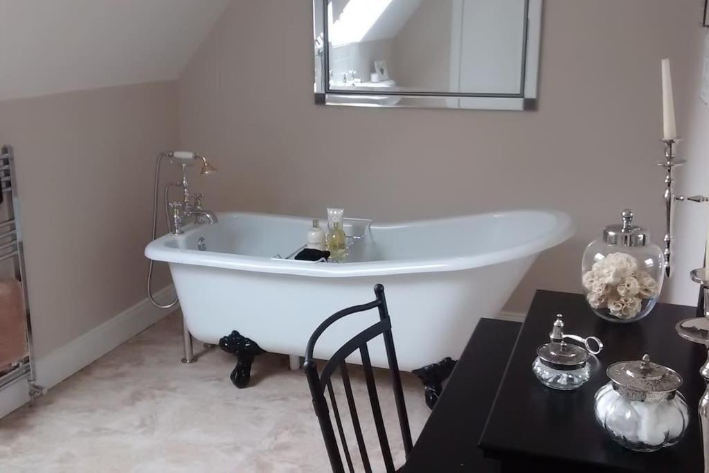 7 Burnside House Bed & Breakfast Kilmorack Eksteriør bilde